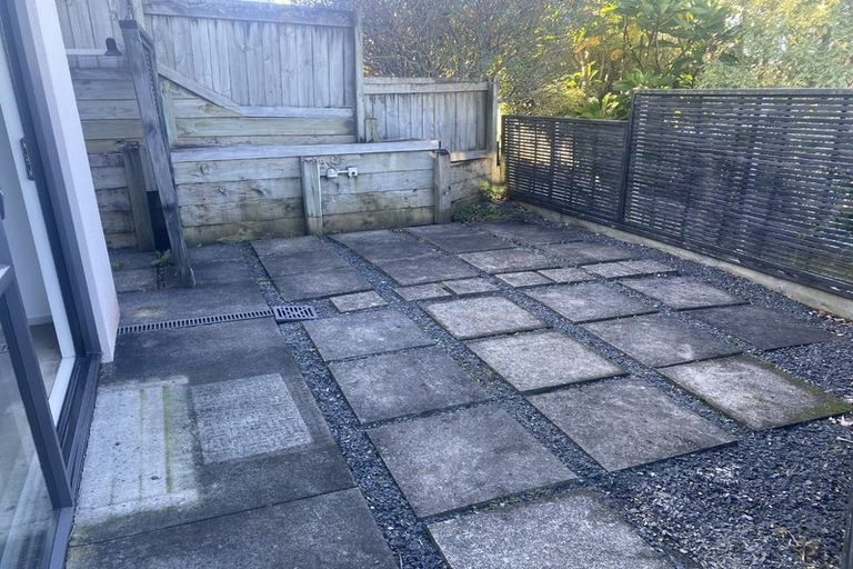 Photo of property in 94 Carlisle Road, Browns Bay, Auckland, 0632