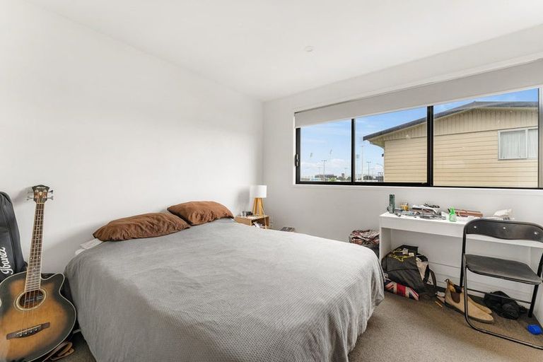 Photo of property in 2/63 Tawa Street, Mount Maunganui, 3116
