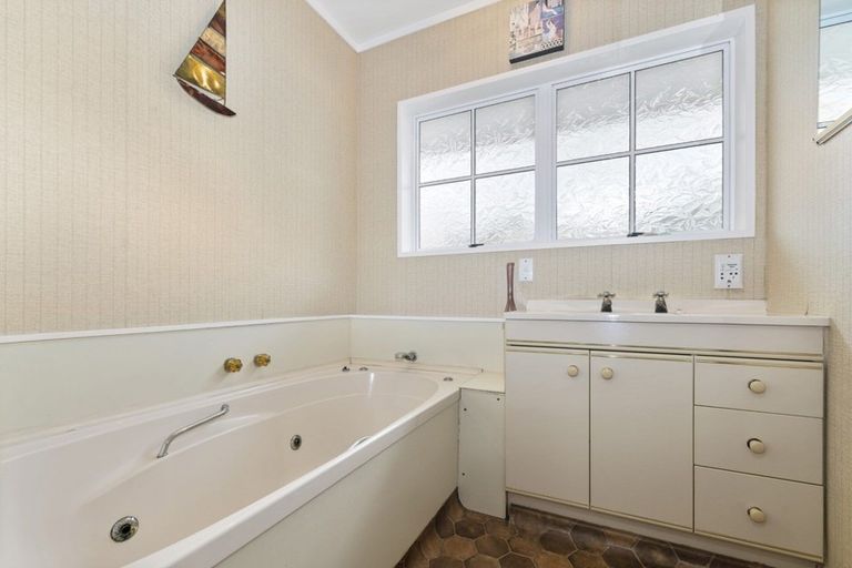 Photo of property in 24b Deere Avenue, Fenton Park, Rotorua, 3010