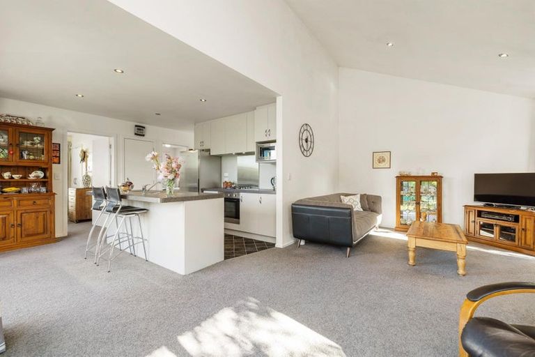 Photo of property in 82 Noema Terrace, Lake Hawea, Wanaka, 9382