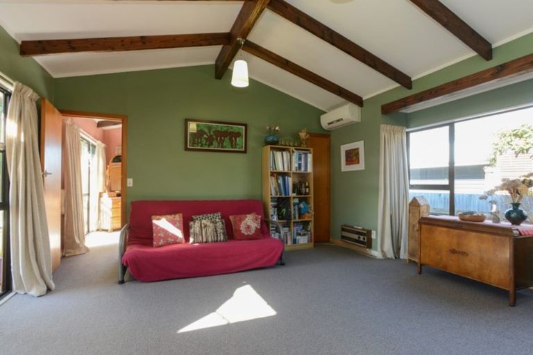 Photo of property in 5 Bowling Road, Greenmeadows, Napier, 4112