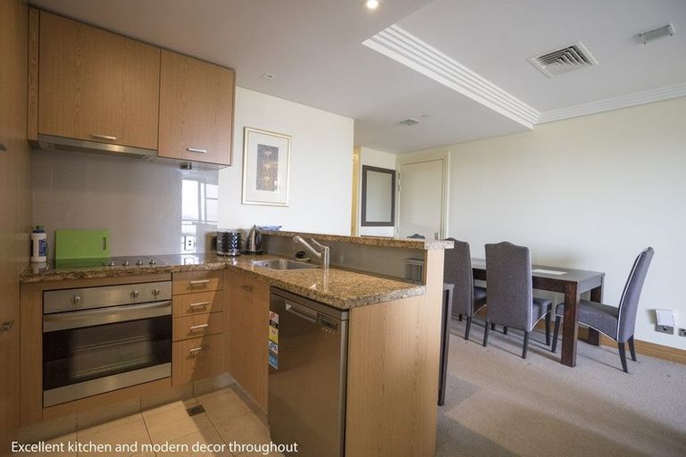 Photo of property in The Metropolis Apartments, 2912/1 Courthouse Lane, Auckland Central, Auckland, 1010