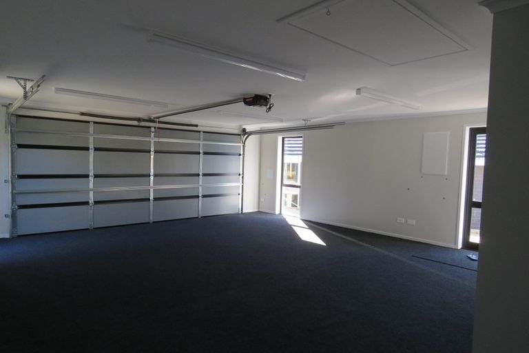 Photo of property in 12 Yorkshire Close, Whitby, Porirua, 5024