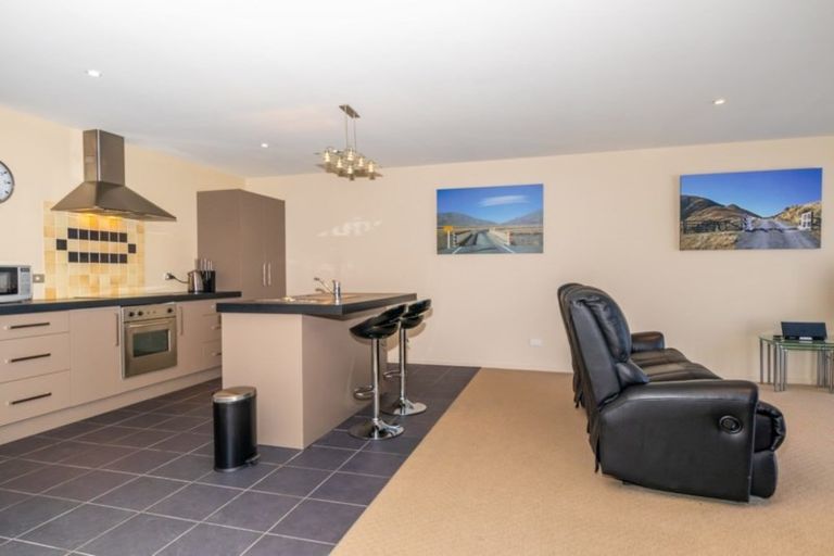 Photo of property in 2/8 Braemar Place, Marchwiel, Timaru, 7910