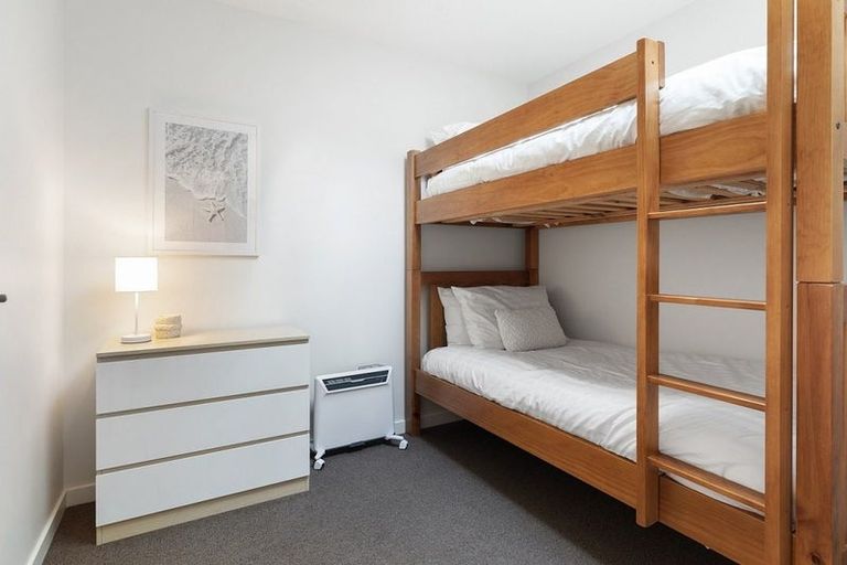 Photo of property in 60 Spur Ridge Rise, Jacks Point, 9371