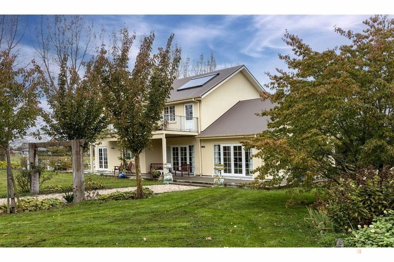 Photo of property in 119 Cox Street, Geraldine, 7930