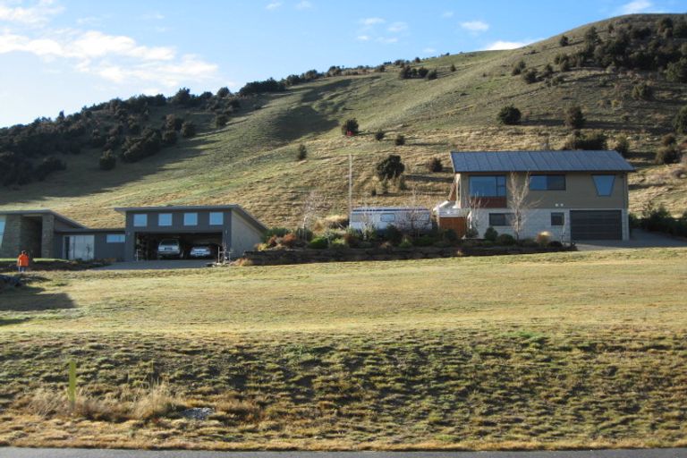 Photo of property in 66 Rob Roy Lane, Wanaka, 9305