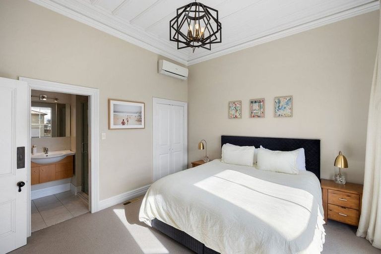 Photo of property in 32 Alpha Street, Cambridge, 3434