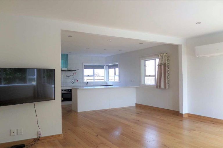 Photo of property in 34 Caudron Road, Wigram, Christchurch, 8042