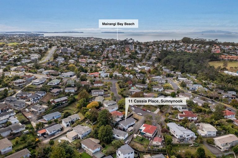 Photo of property in 1/11 Cassia Place, Sunnynook, Auckland, 0620