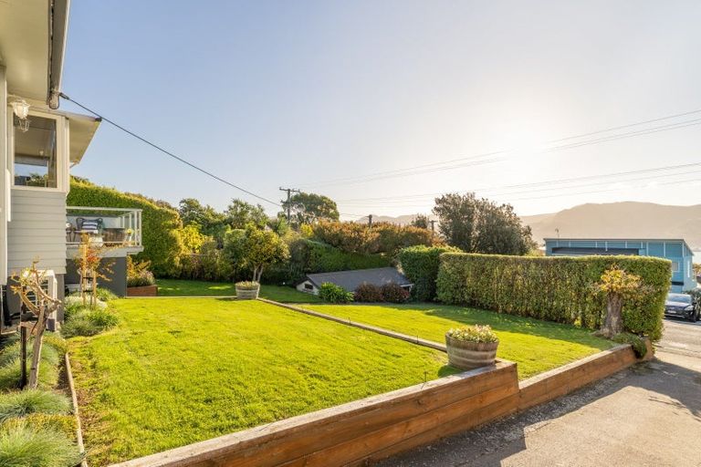 Photo of property in 72 Marine Drive, Diamond Harbour, Lyttelton, 8971