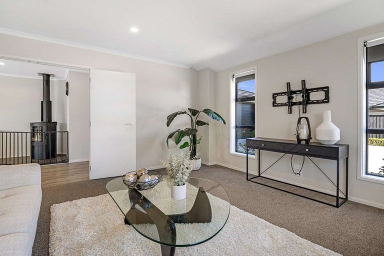 Photo of property in 27 Newman Road, Rolleston, 7614