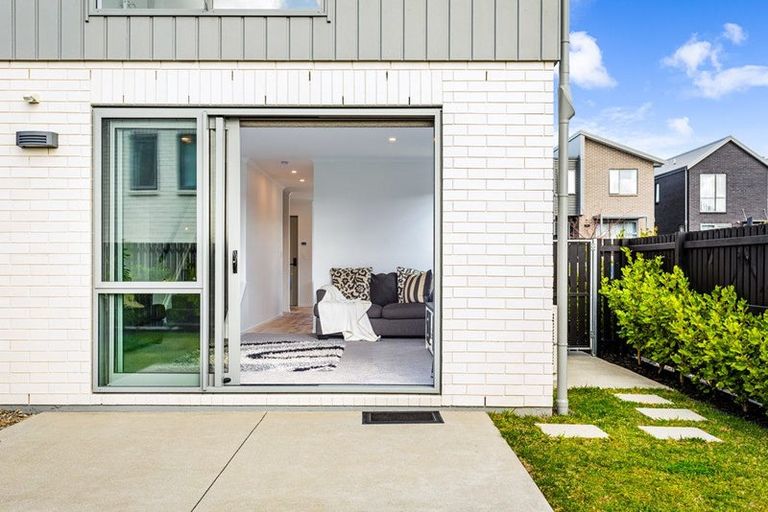 Photo of property in 9 Tarakoi Road, Hobsonville, Auckland, 0616