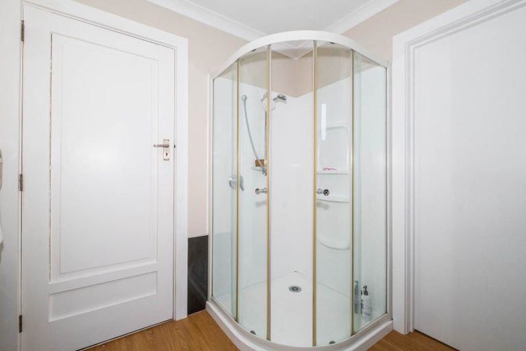 Photo of property in 98a Avenue Road, West End, Timaru, 7910