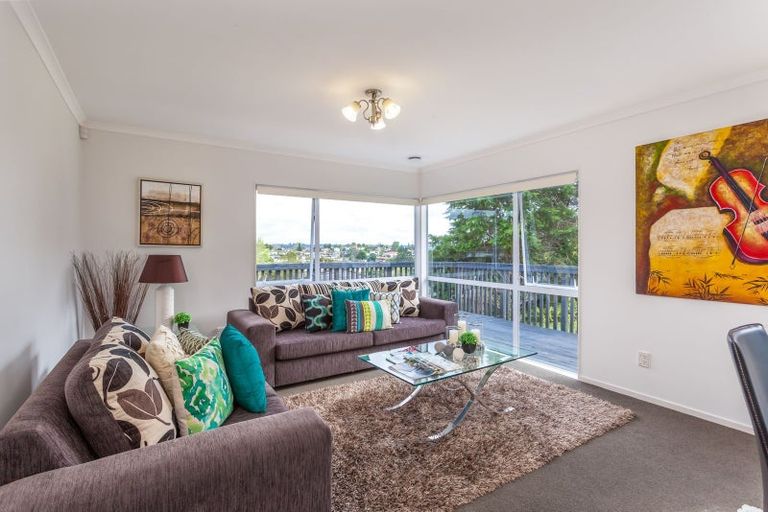 Photo of property in 115a Rosier Road, Glen Eden, Auckland, 0602