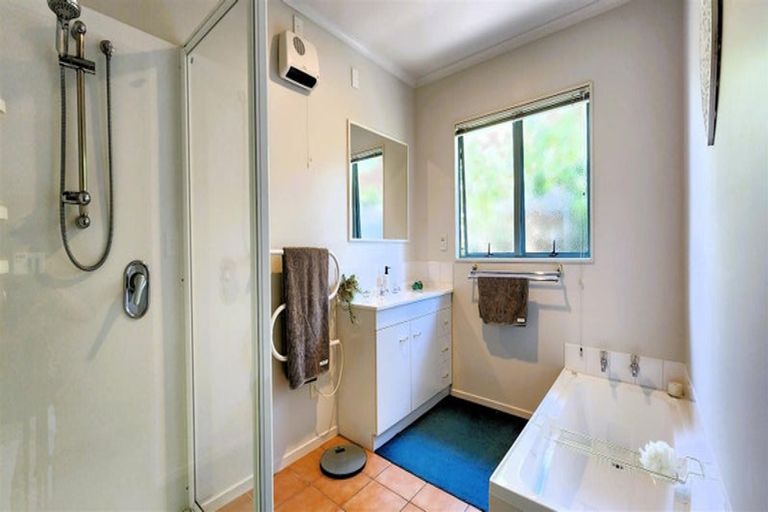 Photo of property in 24a Guthrie Road, Havelock North, 4130