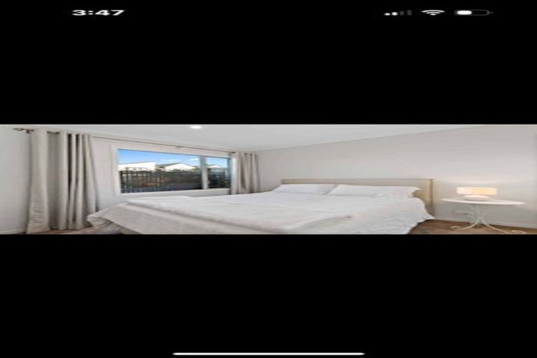 Photo of property in 11/2 Warrant Officer Lane, Hobsonville, Auckland, 0616