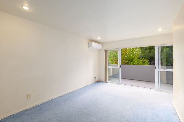 Photo of property in 2/179 Riccarton Road, Riccarton, Christchurch, 8041