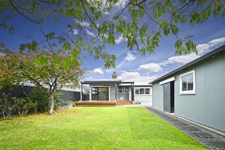 Photo of property in 810 Queen Street East, Parkvale, Hastings, 4122