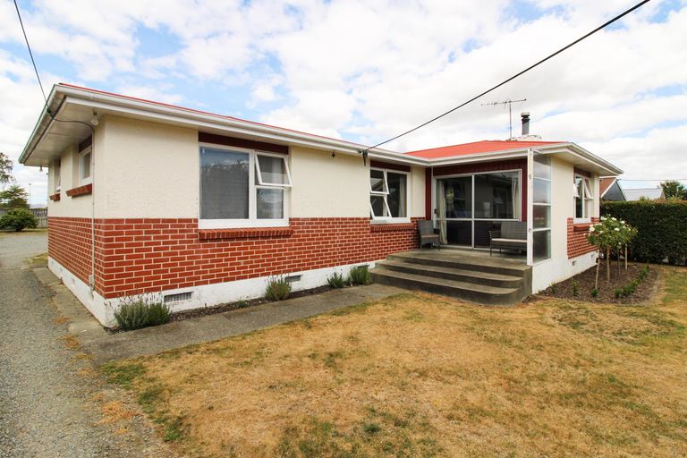 Photo of property in 25 Taverner Street, Carterton, 5713