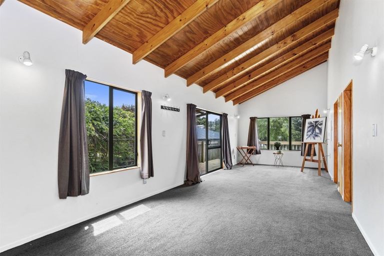 Photo of property in 34 Sunvale Place, Gate Pa, Tauranga, 3112