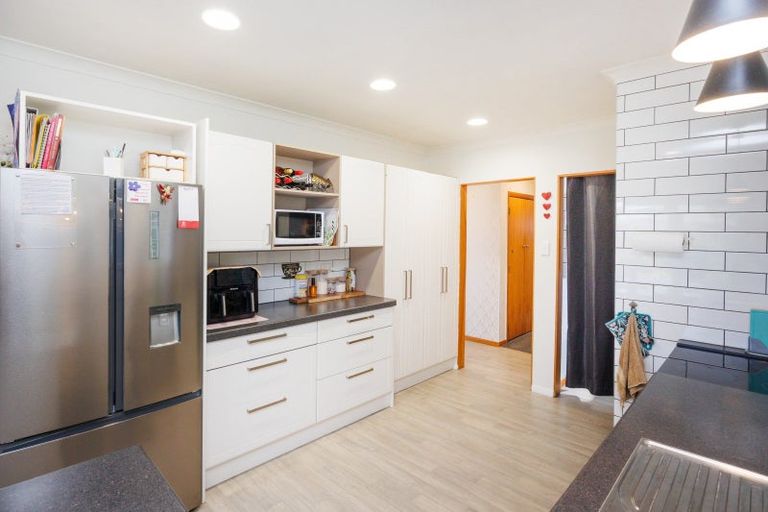 Photo of property in 50 Haydon Street, Roslyn, Palmerston North, 4414