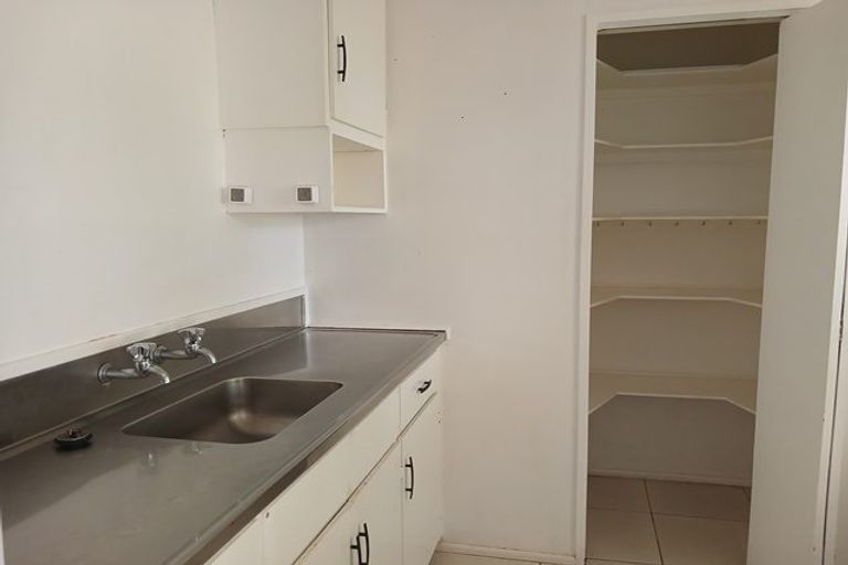 Photo of property in 668a Pioneer Highway, Highbury, Palmerston North, 4412