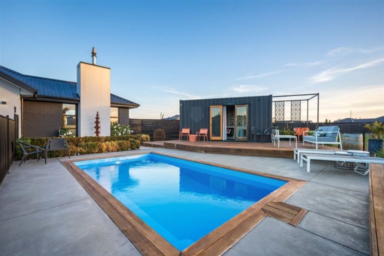 Photo of property in 19 Hampton Drive, Swannanoa, Kaiapoi, 7692