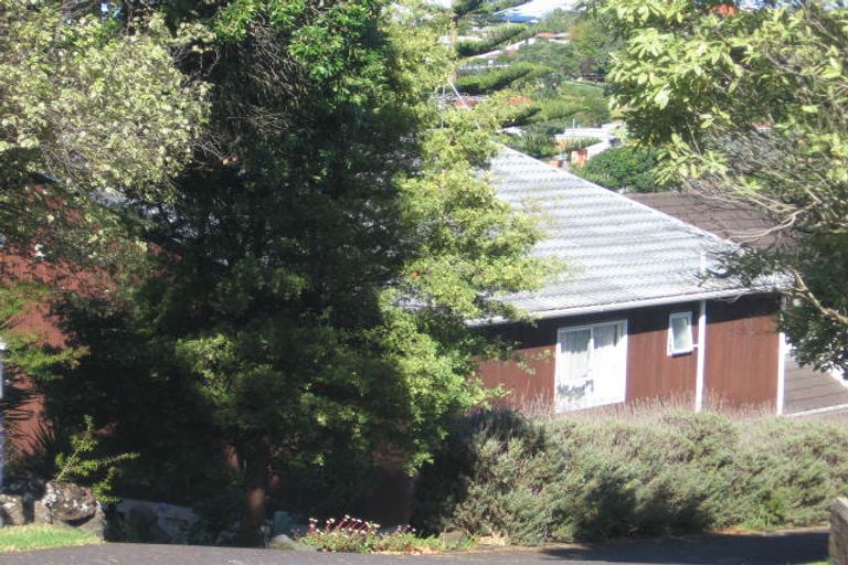 Photo of property in 2/9 Havana Place, Glenfield, Auckland, 0629