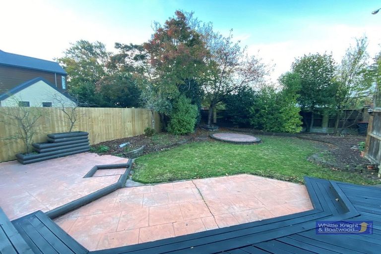 Photo of property in 55 Memorial Avenue, Ilam, Christchurch, 8053