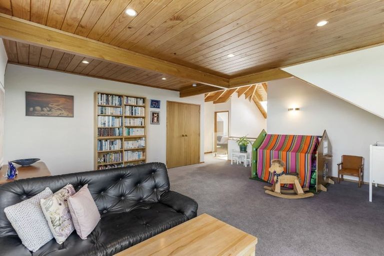 Photo of property in 257 Point View Drive, Dannemora, Auckland, 2016