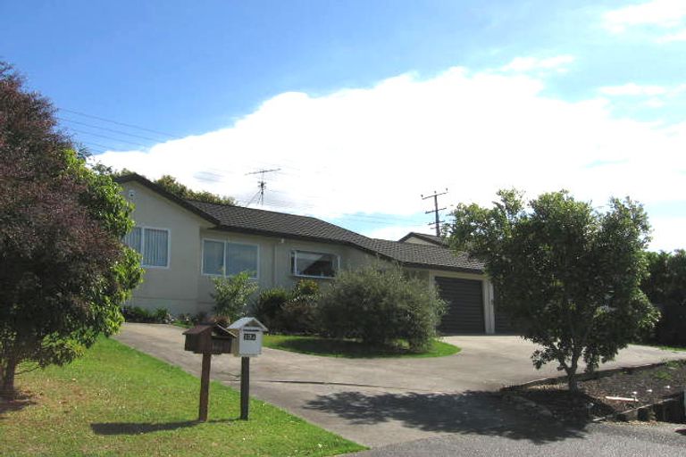 Photo of property in 13a Jacanas Place, Unsworth Heights, Auckland, 0632