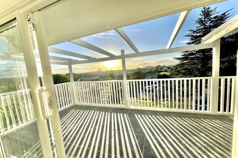 Photo of property in 18 Chevis Place, Pakuranga, Auckland, 2010