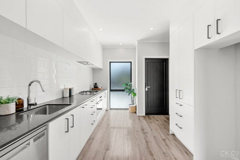 Photo of property in 78 Mawai Hakona Drive, Wallaceville, Upper Hutt, 5018