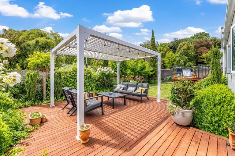 Photo of property in 12 Botanical Heights Drive, Waipahihi, Taupo, 3330