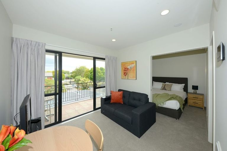 Photo of property in West Fitzroy, 4d/66 Armagh Street, Christchurch Central, Christchurch, 8013