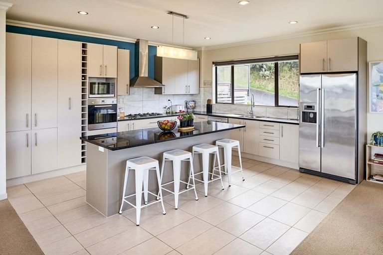 Photo of property in 15 Swain Grove, Riverstone Terraces, Upper Hutt, 5018