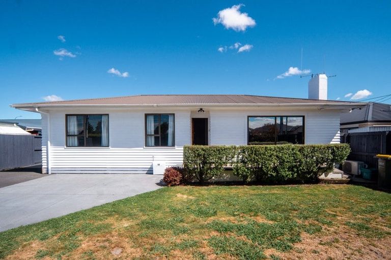 Photo of property in 14 Cotton Street, St Andrews, Hamilton, 3200