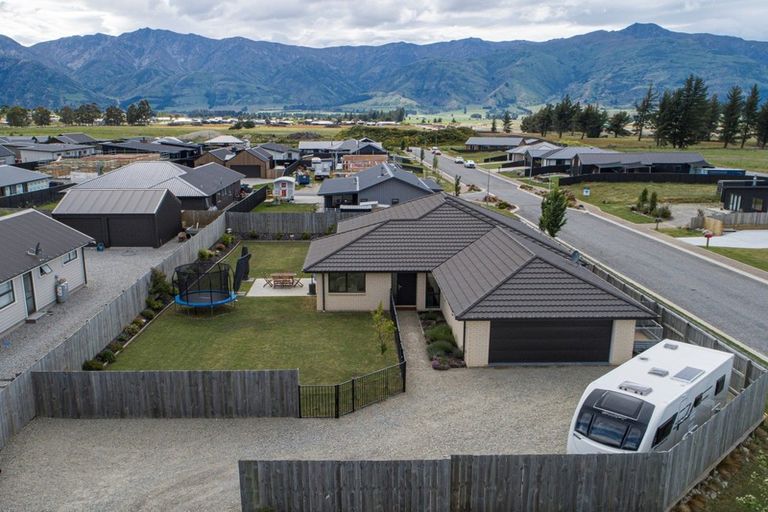 Photo of property in 27 Bell Street, Lake Hawea, Wanaka, 9382