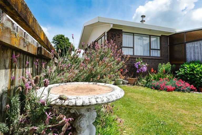 Photo of property in 19 Hakanoa Street, Huntly, 3700