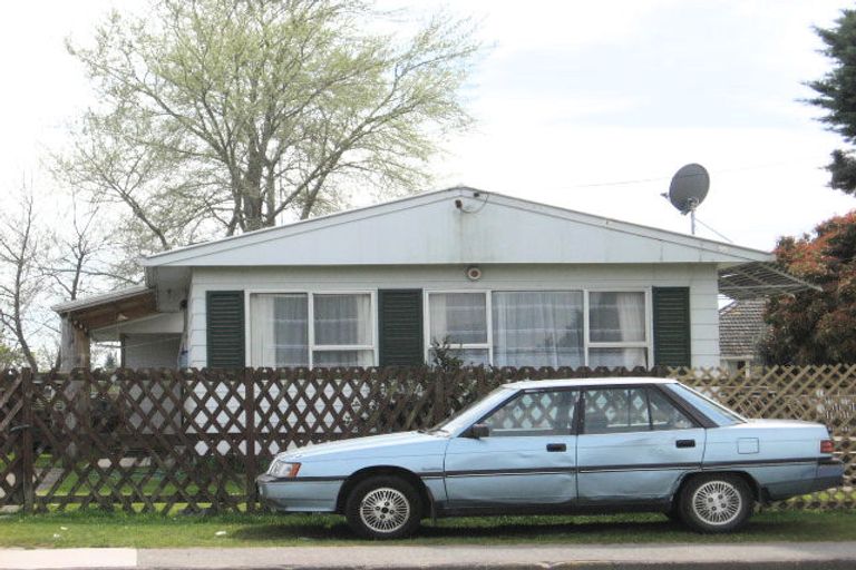 Photo of property in 291 Malfroy Road, Pomare, Rotorua, 3015