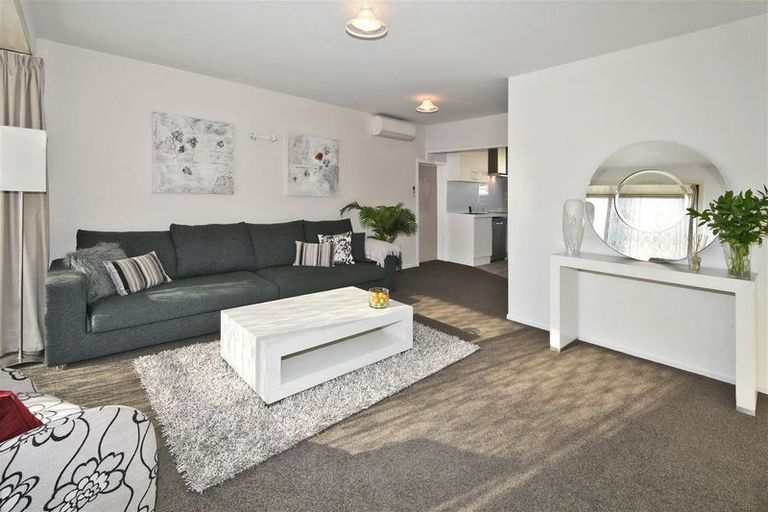 Photo of property in 2/14 Rotherham Street, Riccarton, Christchurch, 8041