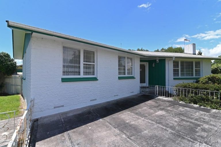 Photo of property in 2 Hector Place, Sunnybrook, Rotorua, 3015