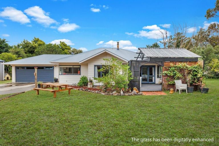 Photo of property in 264 Motuiti Road, Foxton, 4891