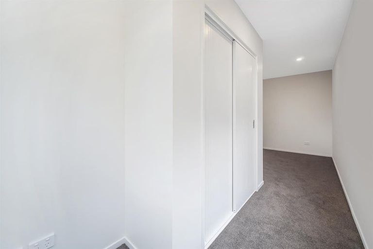 Photo of property in 26 Arapapa Road, Papakura, 2110