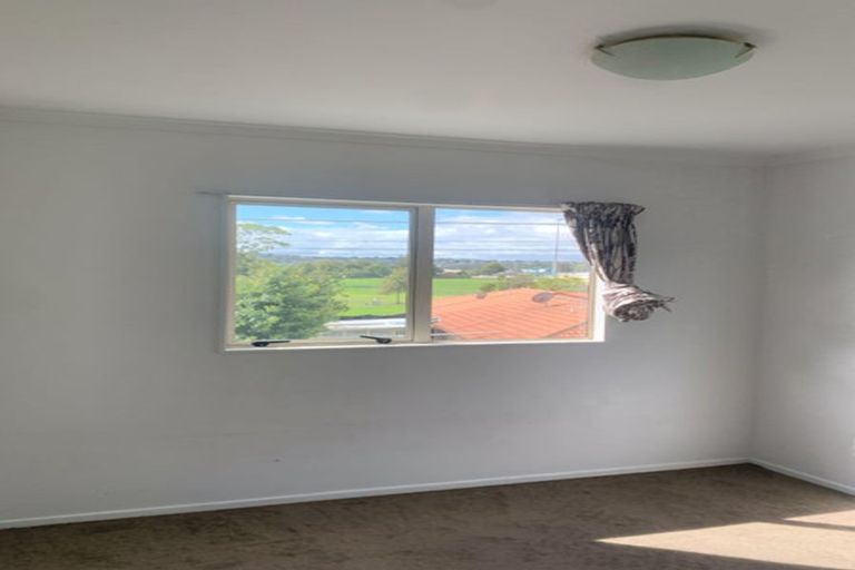 Photo of property in 5 Pooks Road, Ranui, Auckland, 0612