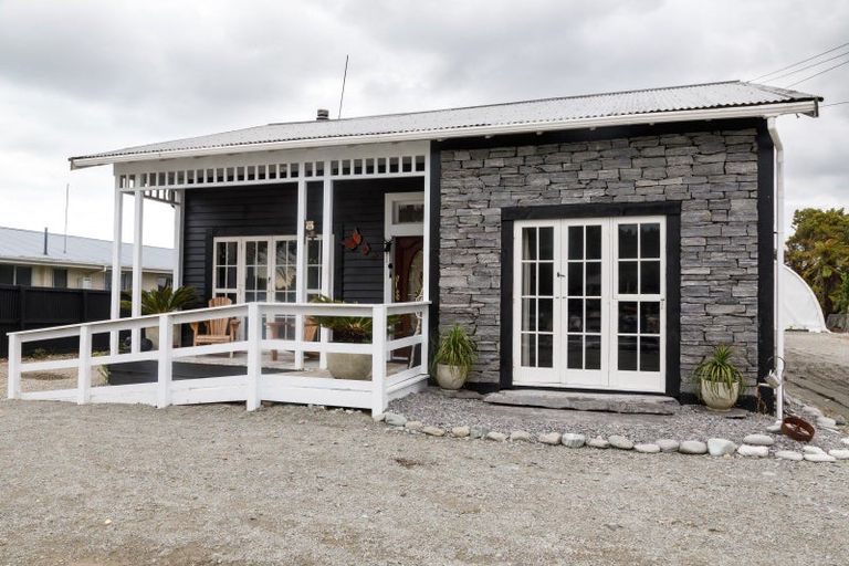 Photo of property in 70 Moorhouse Street, Ross, 7812