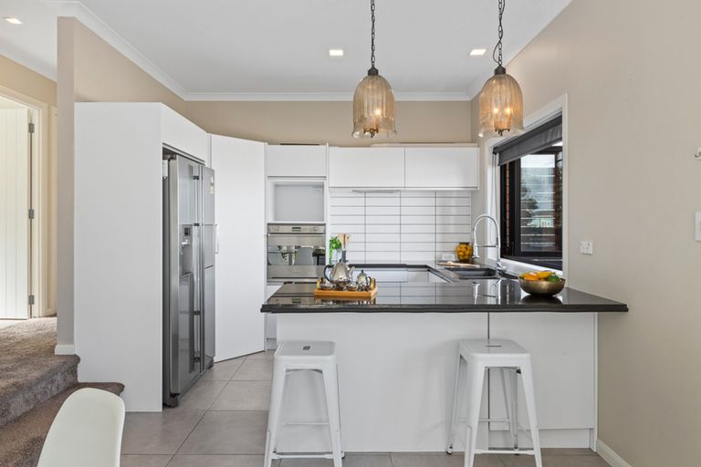 Photo of property in 34a Fairlands Avenue, Waterview, Auckland, 1026