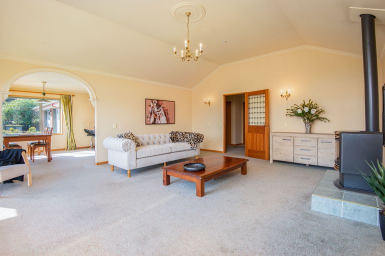 Photo of property in 4a Chatham Street, Waihola, Milton, 9073