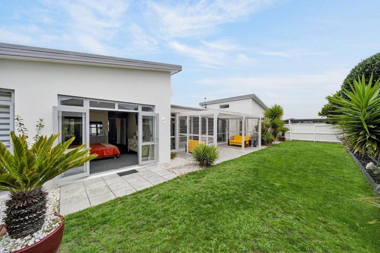 Photo of property in 66 Lamorna Road, Parklands, Christchurch, 8083